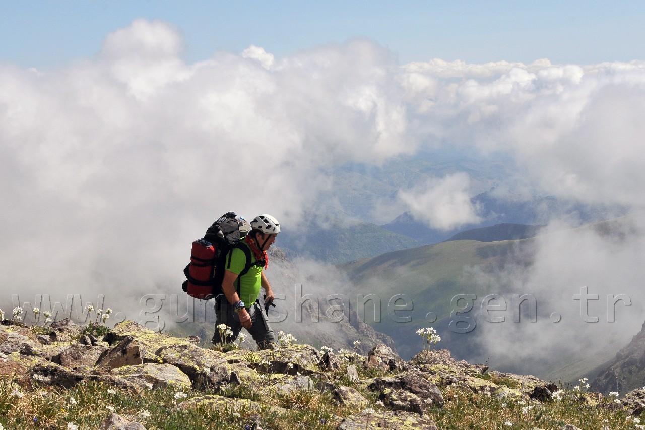 İstanbullu Dağcılar Gümüşhane'nin En Yüksek Zirvesinde 10