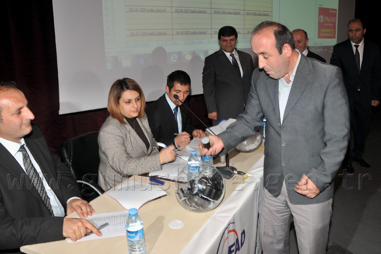 Gümüşhane'de Afetzedeler Konut Kuralarını Çekti 10