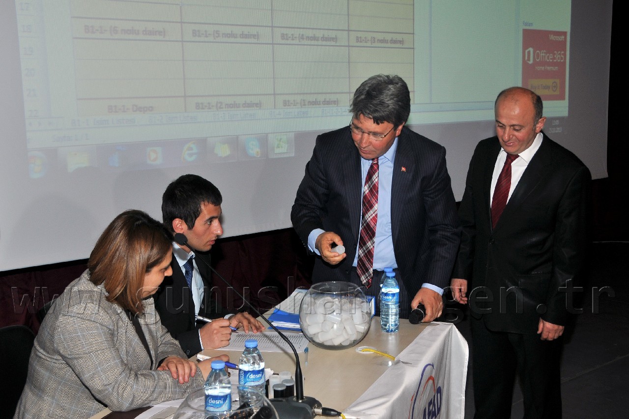 Gümüşhane'de Afetzedeler Konut Kuralarını Çekti 12