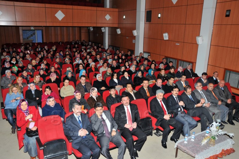 Gümüşhane'de Aile İçi İletişim Semineri Düzenlendi 4