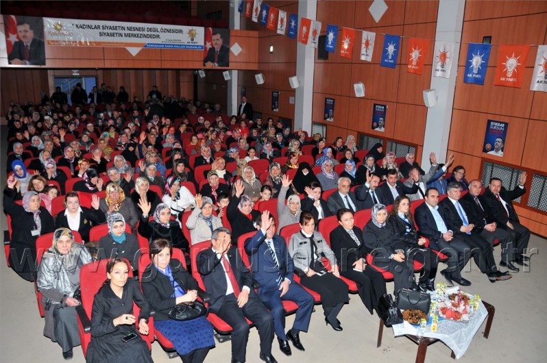 AK Parti İl Kadın Kolları Kongresi Yapıldı 1