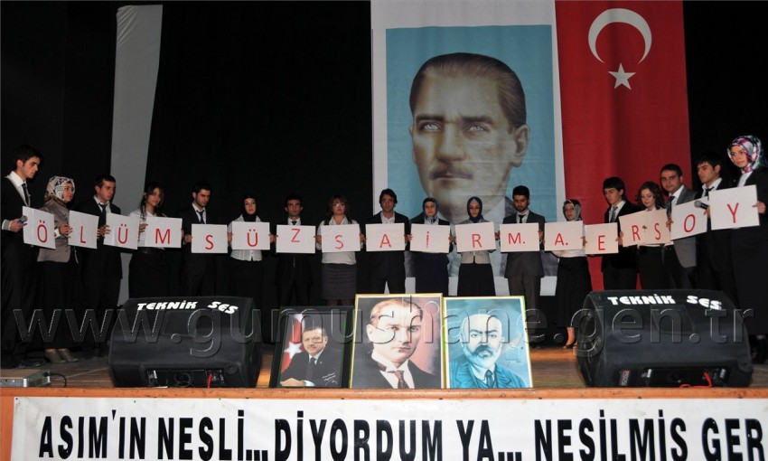 AK Gençlik Akif'i Unutmadı 3