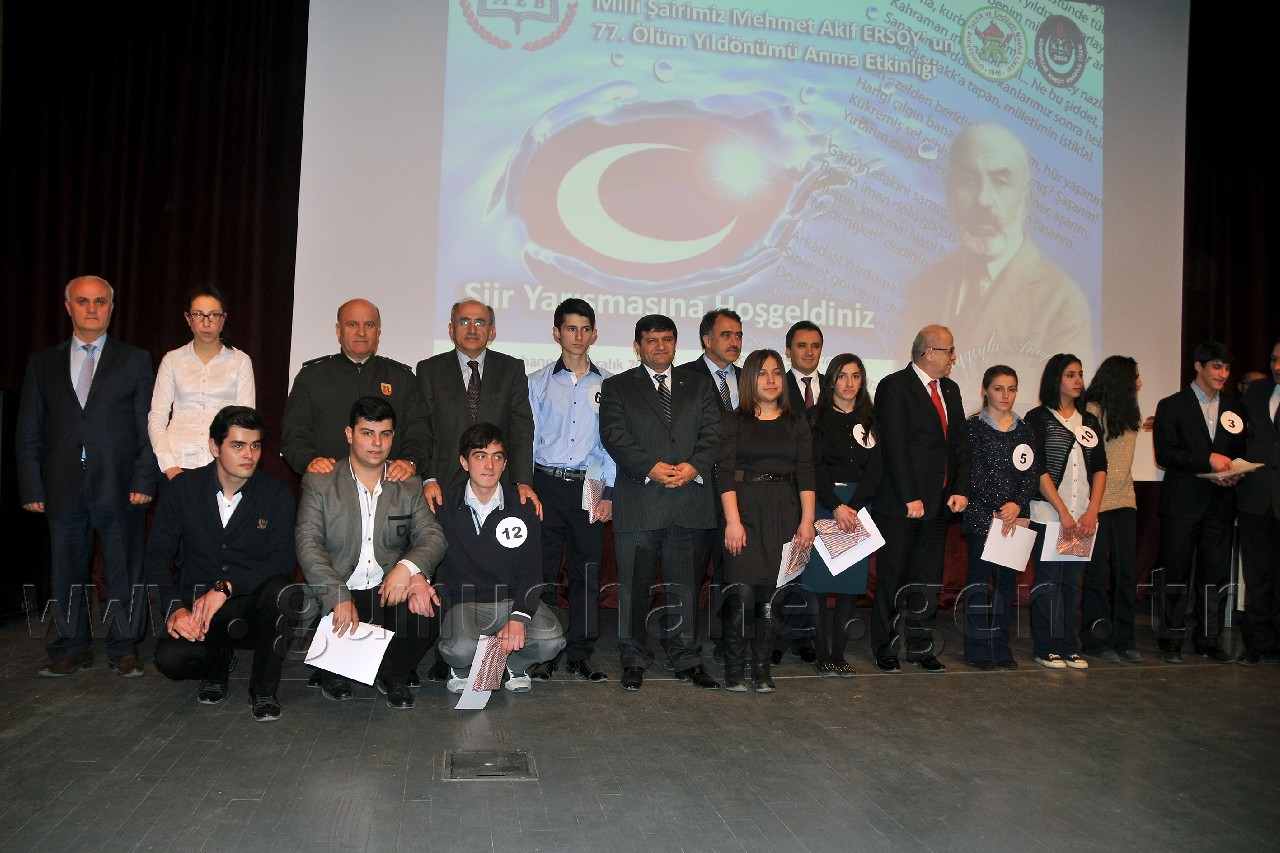 Akif, Gümüşhane’de Şiir Okuma Yarışmasıyla Anıldı 7