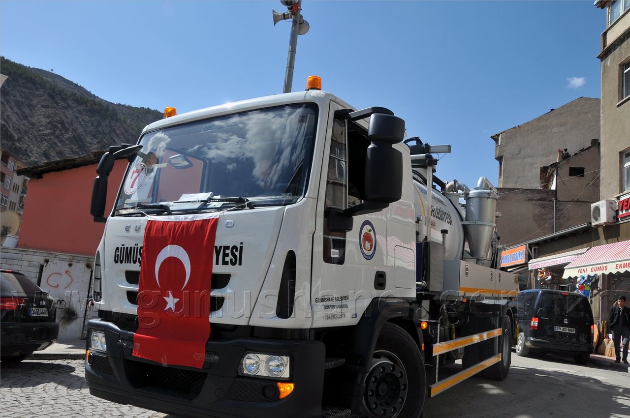 Gümüşhane Belediyesi 4 Yılda 20 Yeni Araç Aldı 5