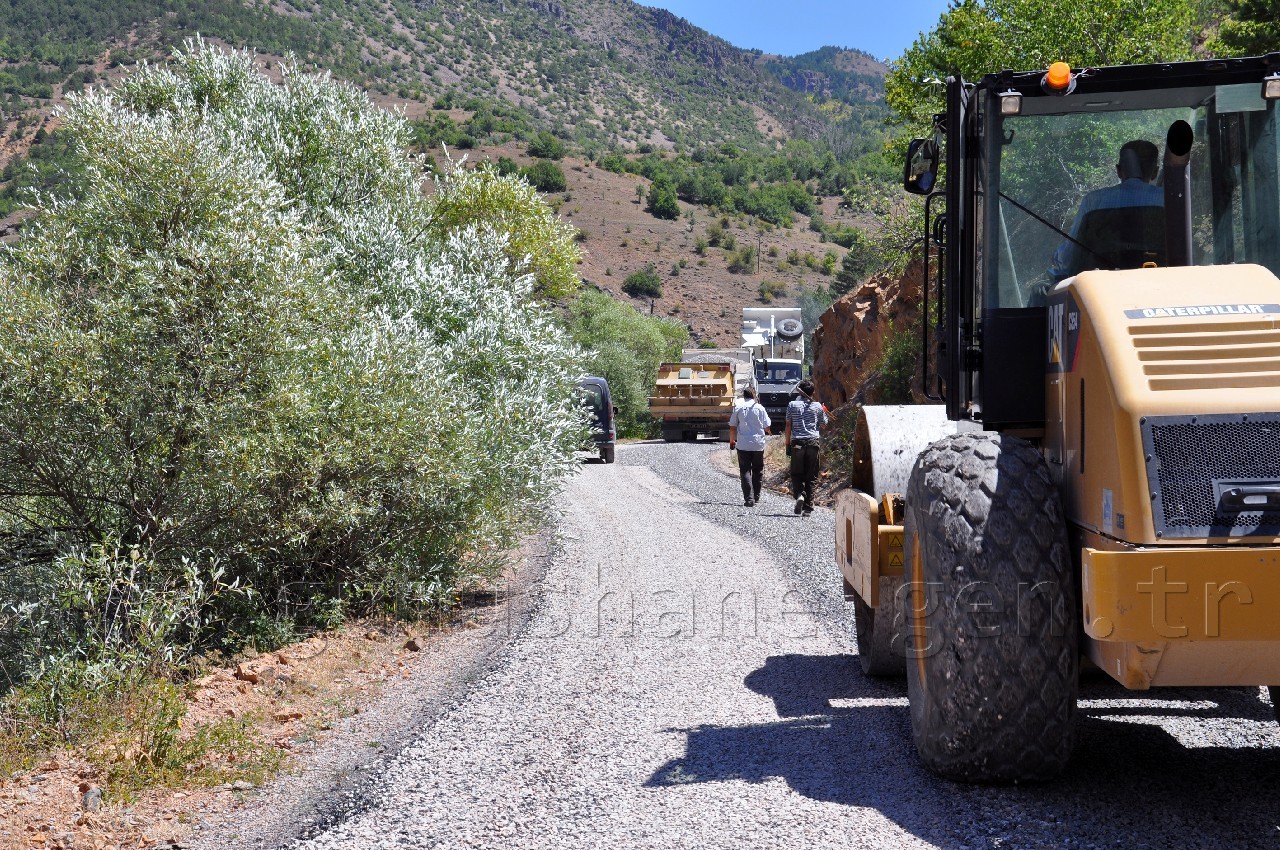 Ramazanda 180 Derecelik Asfalt Çalışması 2