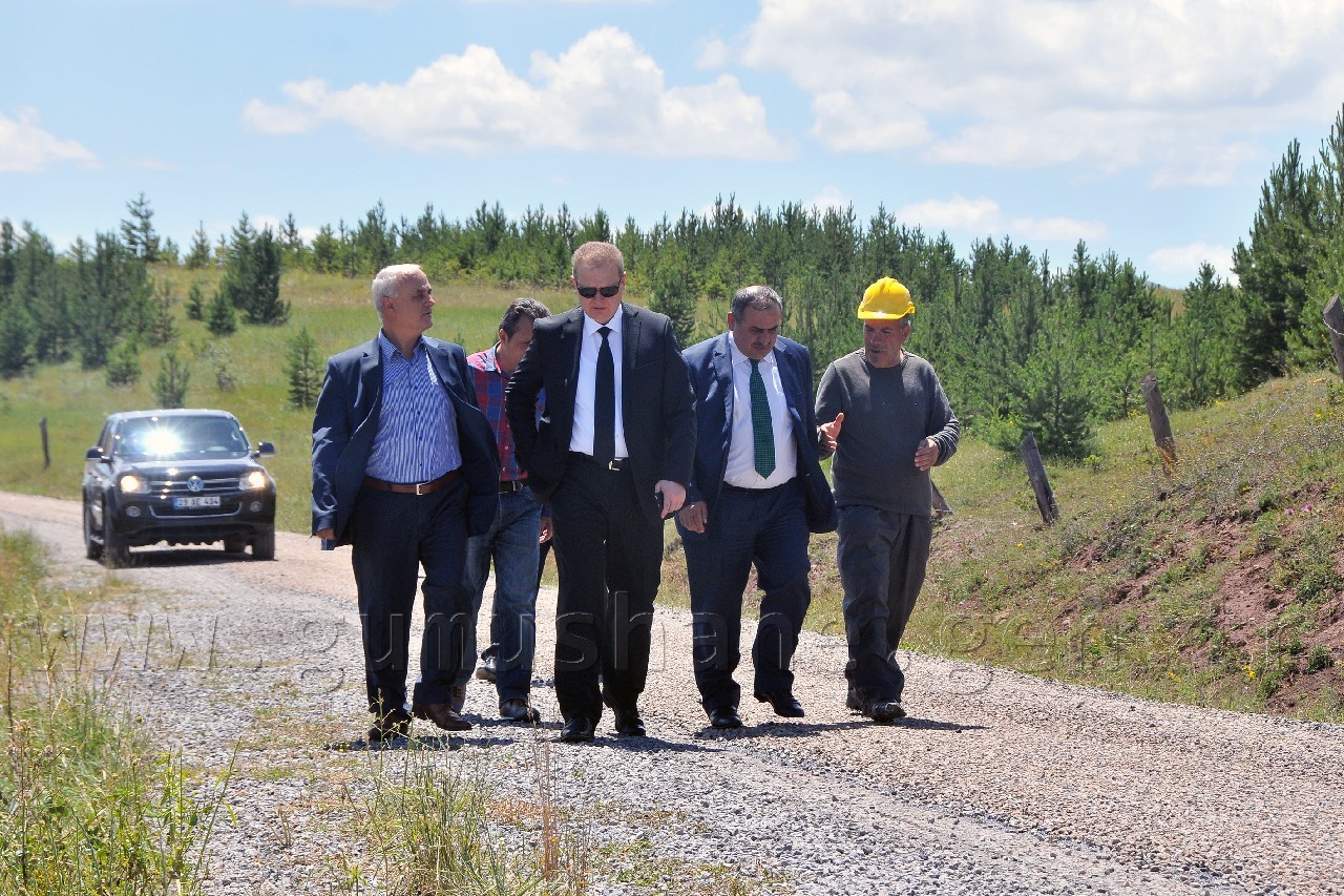 Gümüşhane Köy Yollarında Asfalt Çalışması Ramazan Ayında da Devam Etti 5