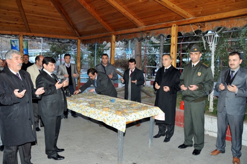 Gümüşhane Belediyesi Bin Kişilik Aşure Dağıttı 4