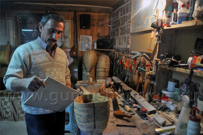 Hem Yapıyor, Hem Çalıyor, Hem Öğretiyor 2