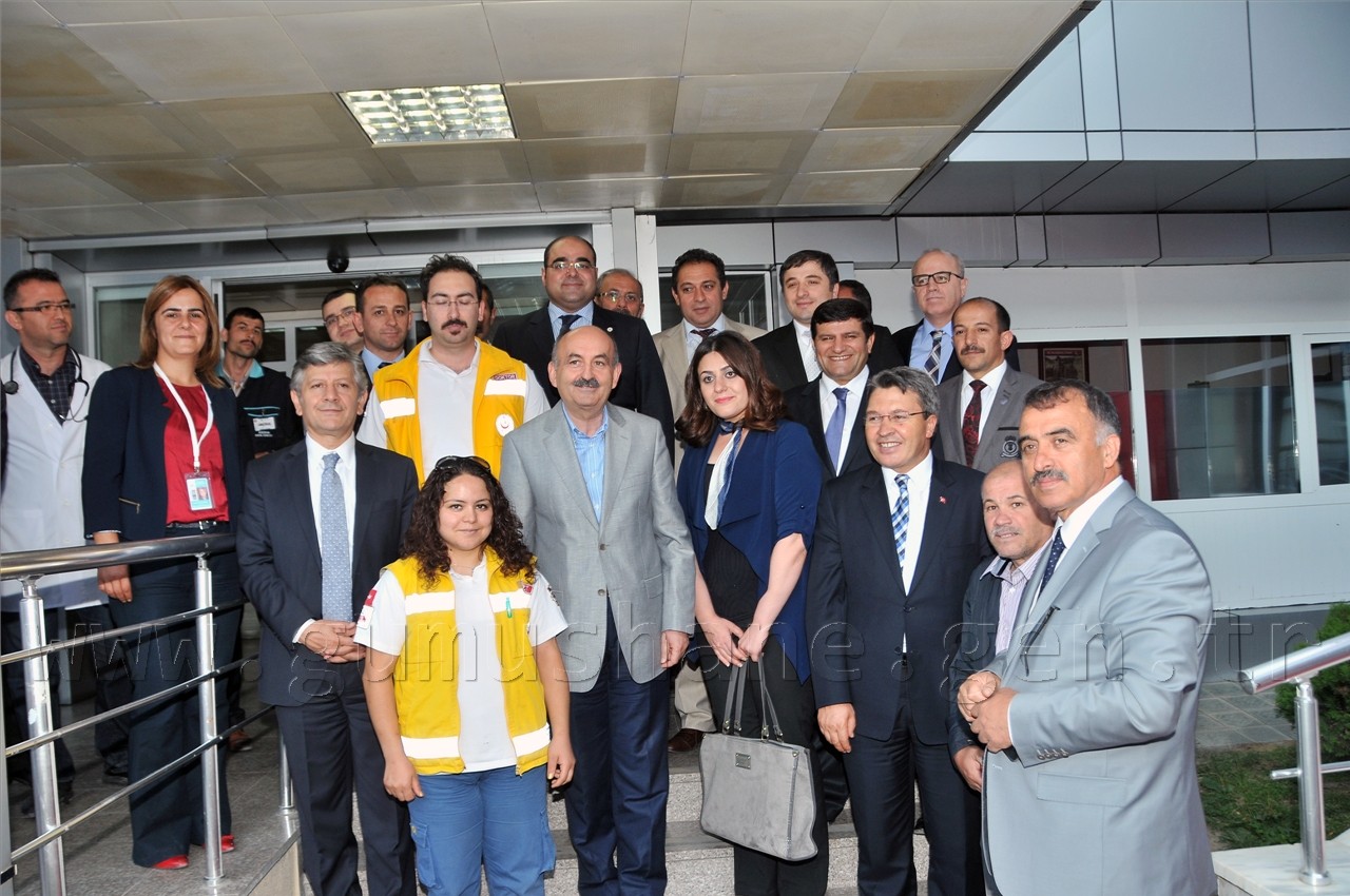 Sağlık Bakanı Dr. Mehmet Müezzinoğlu Gümüşhane'de 1