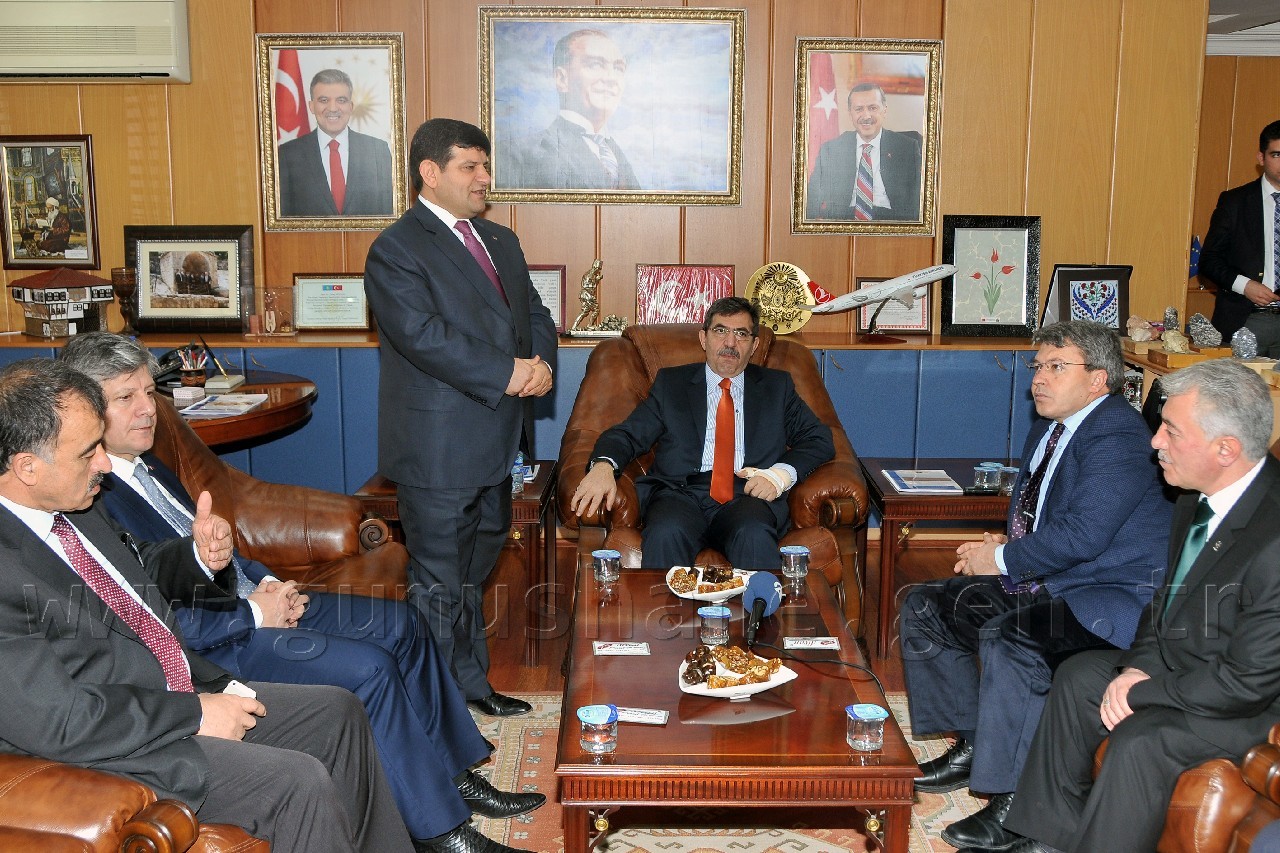 Çevre ve Şehircilik Bakanı İdris Güllüce Gümüşhane'de 1