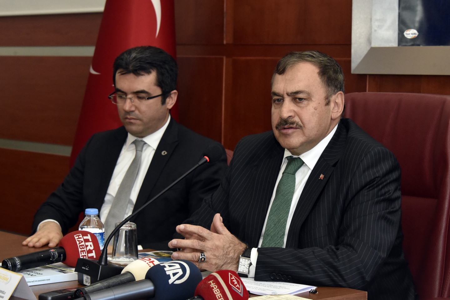 Bakan Eroğlu AK Parti teşkilatını ziyaret etti 30