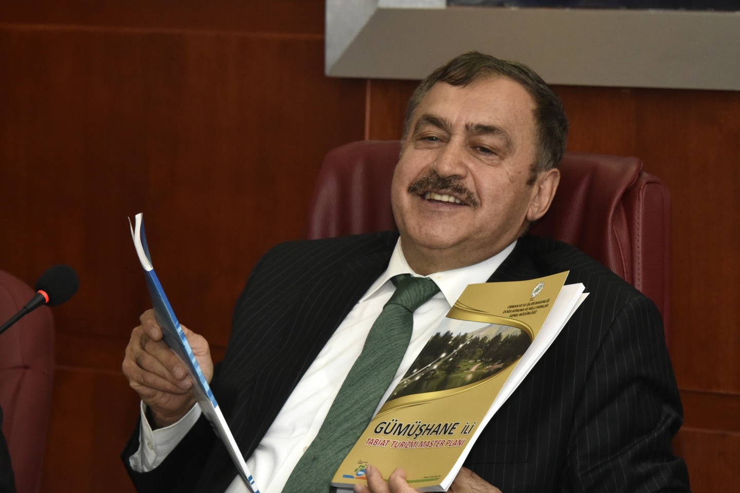 Bakan Eroğlu AK Parti teşkilatını ziyaret etti 24