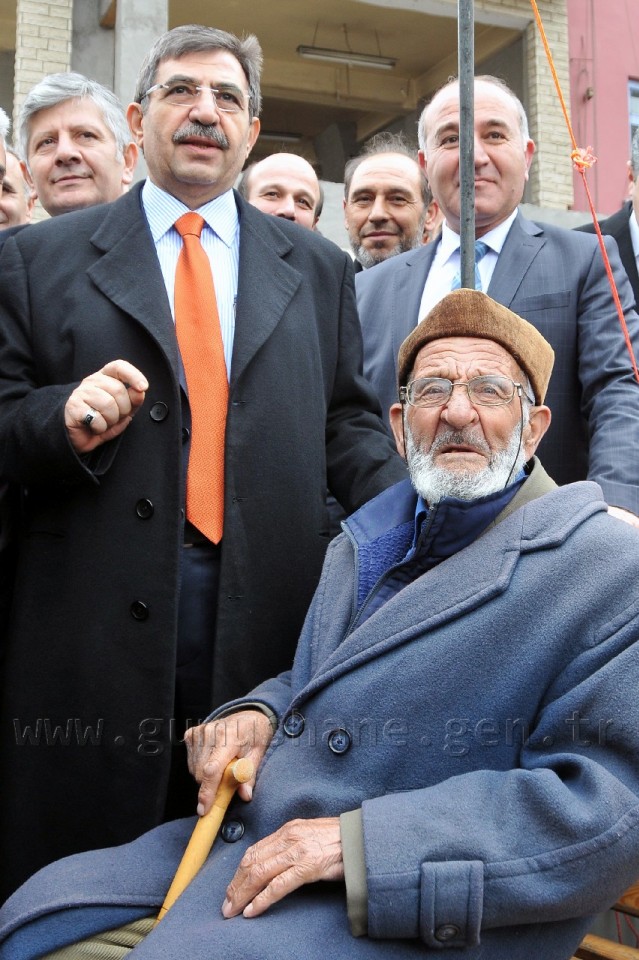 Çevre ve Şehircilik Bakanı İdris Güllüce Gümüşhane'de 13