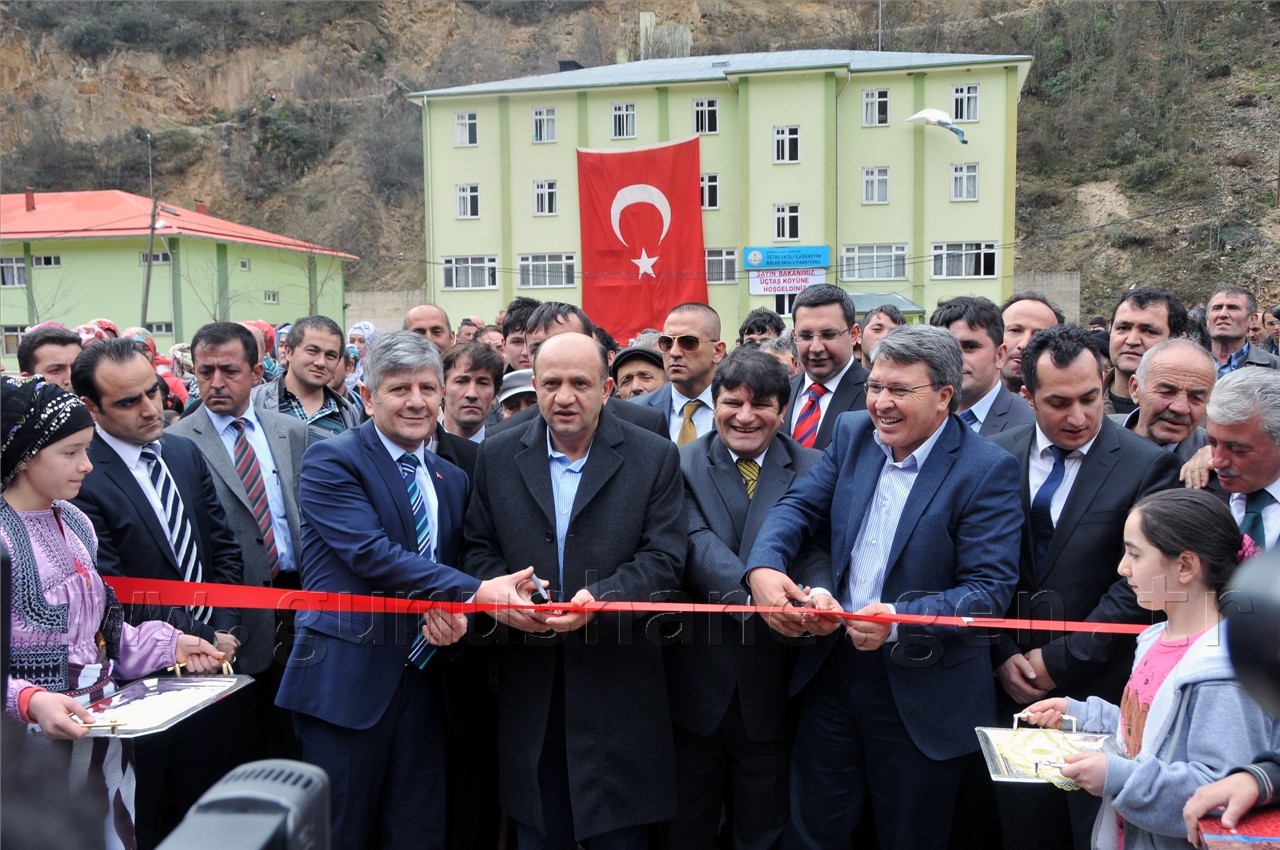 Bakan Işık Gümüşhane'de 1