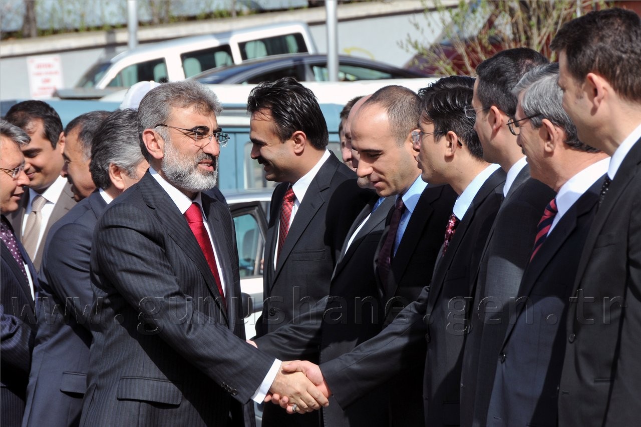 Enerji Ve Tabii Kaynaklar Bakanı Taner Yıldız Gümüşhane'de 1