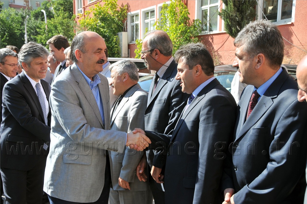 Sağlık Bakanı Dr. Mehmet Müezzinoğlu Gümüşhane'de 2