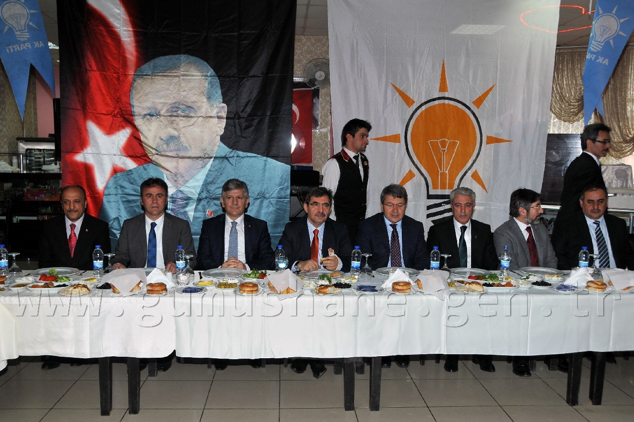 Çevre ve Şehircilik Bakanı İdris Güllüce Gümüşhane'de 4