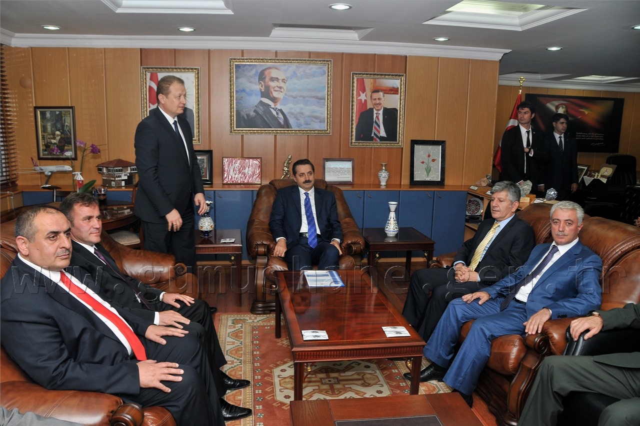 'Onların Çatı Adayı Varsa Bizim De Çakı Gibi Adayımız Var' 6