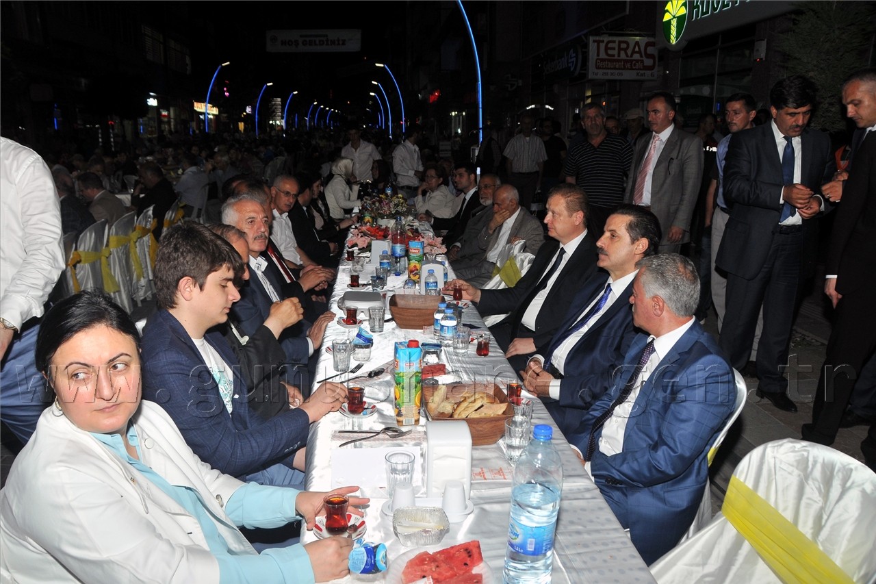 'Onların Çatı Adayı Varsa Bizim De Çakı Gibi Adayımız Var' 11