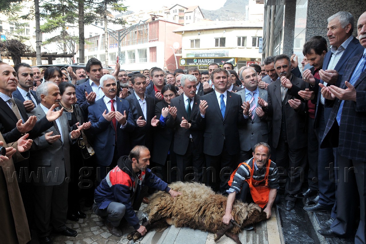 Gümüşhane Belediyesinde Devir Teslim Töreni Yapıldı 3