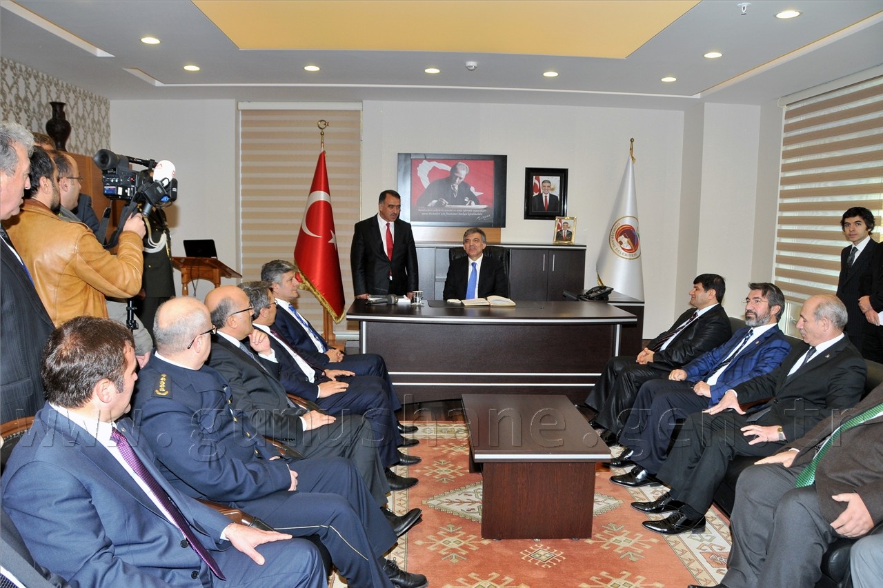 Cumhurbaşkanı Gül, Gümüşhane'de Halka Seslendi 3