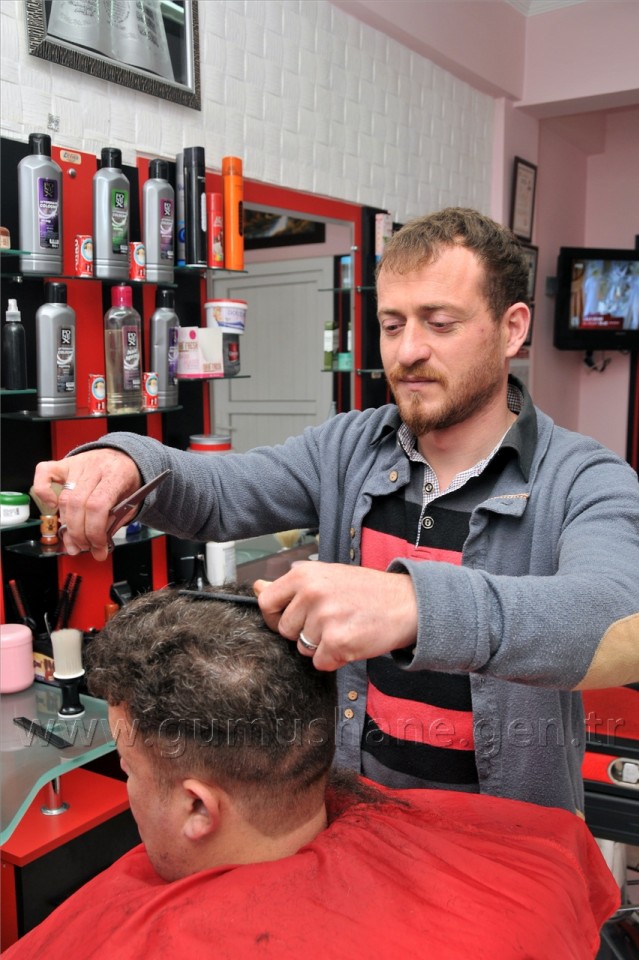 Gümüşhane'nin Örnek Berberi 2