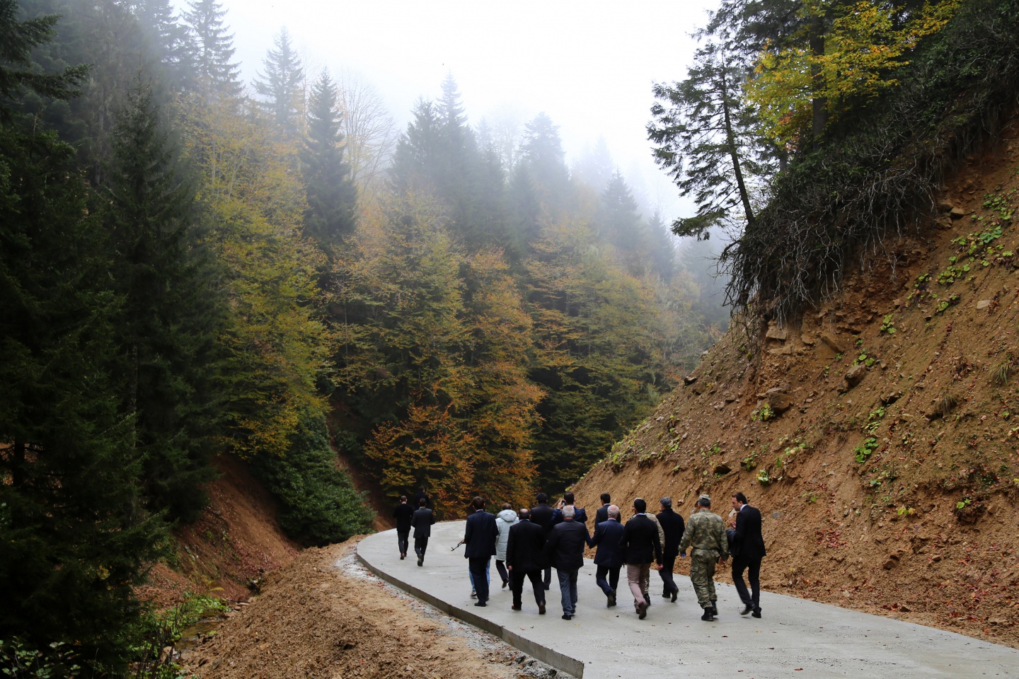 Güvende ve Erikbeli yolunda hummalı çalışma 5