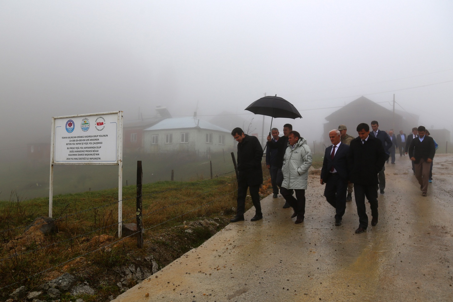 Güvende ve Erikbeli yolunda hummalı çalışma 8