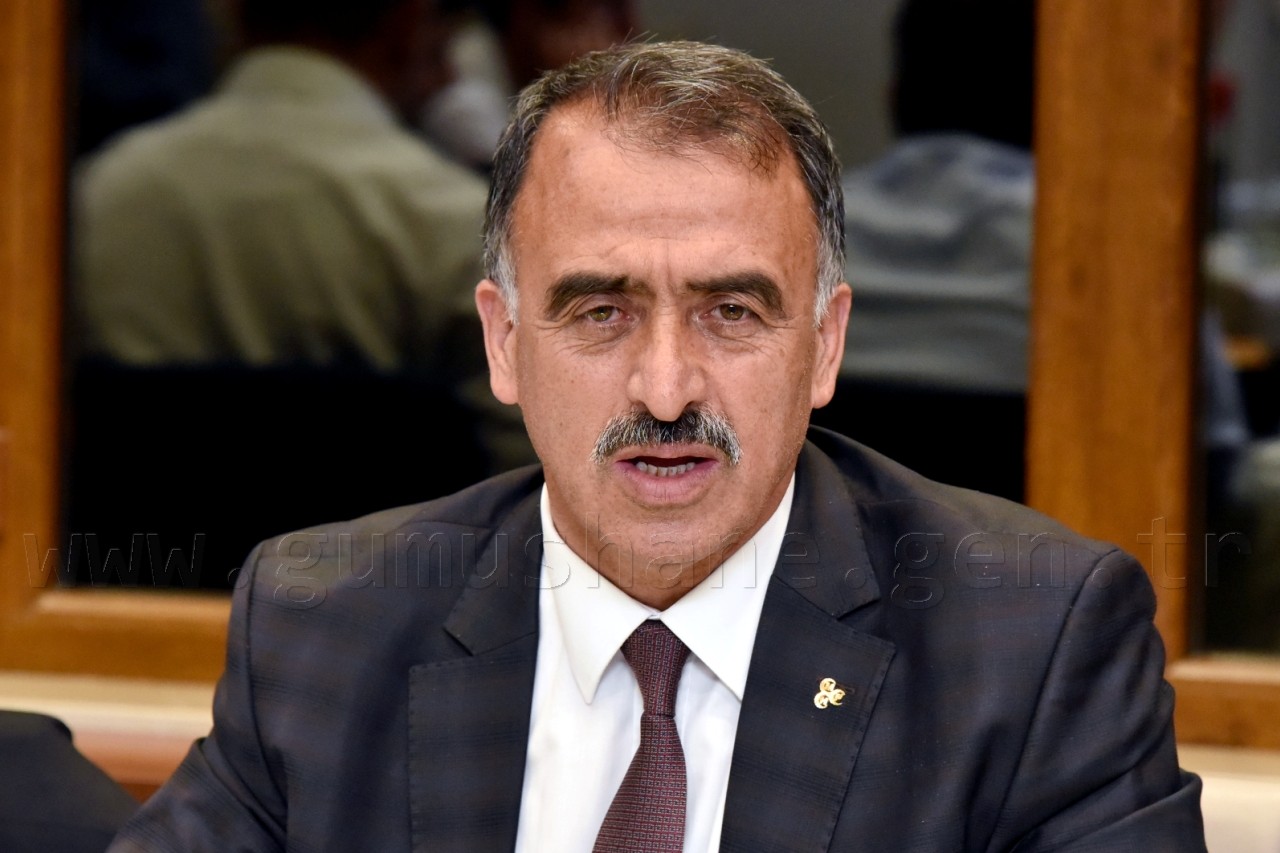 Milletvekili Canlı basınla buluştu 3