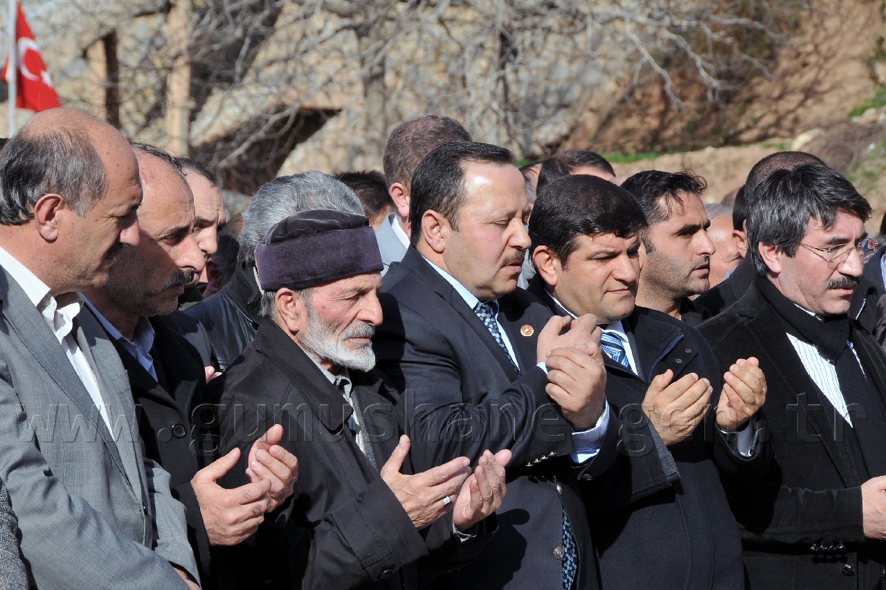 Eski Vekilin Abla Acısı 2