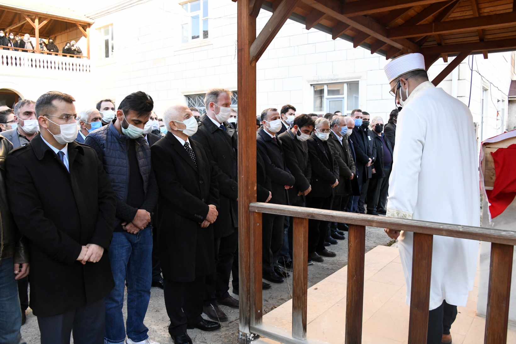 Hakim Ümit Demirhan son yolculuğuna uğurlandı 1