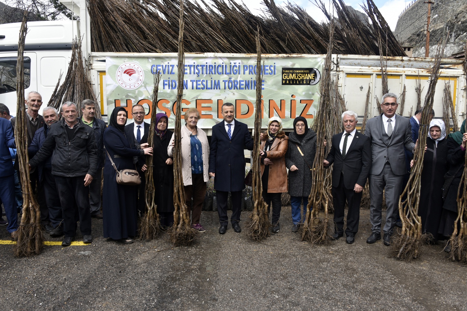 Gümüşhane’de üreticilere 36 bin adet ceviz fidanı daha dağıtıldı 11