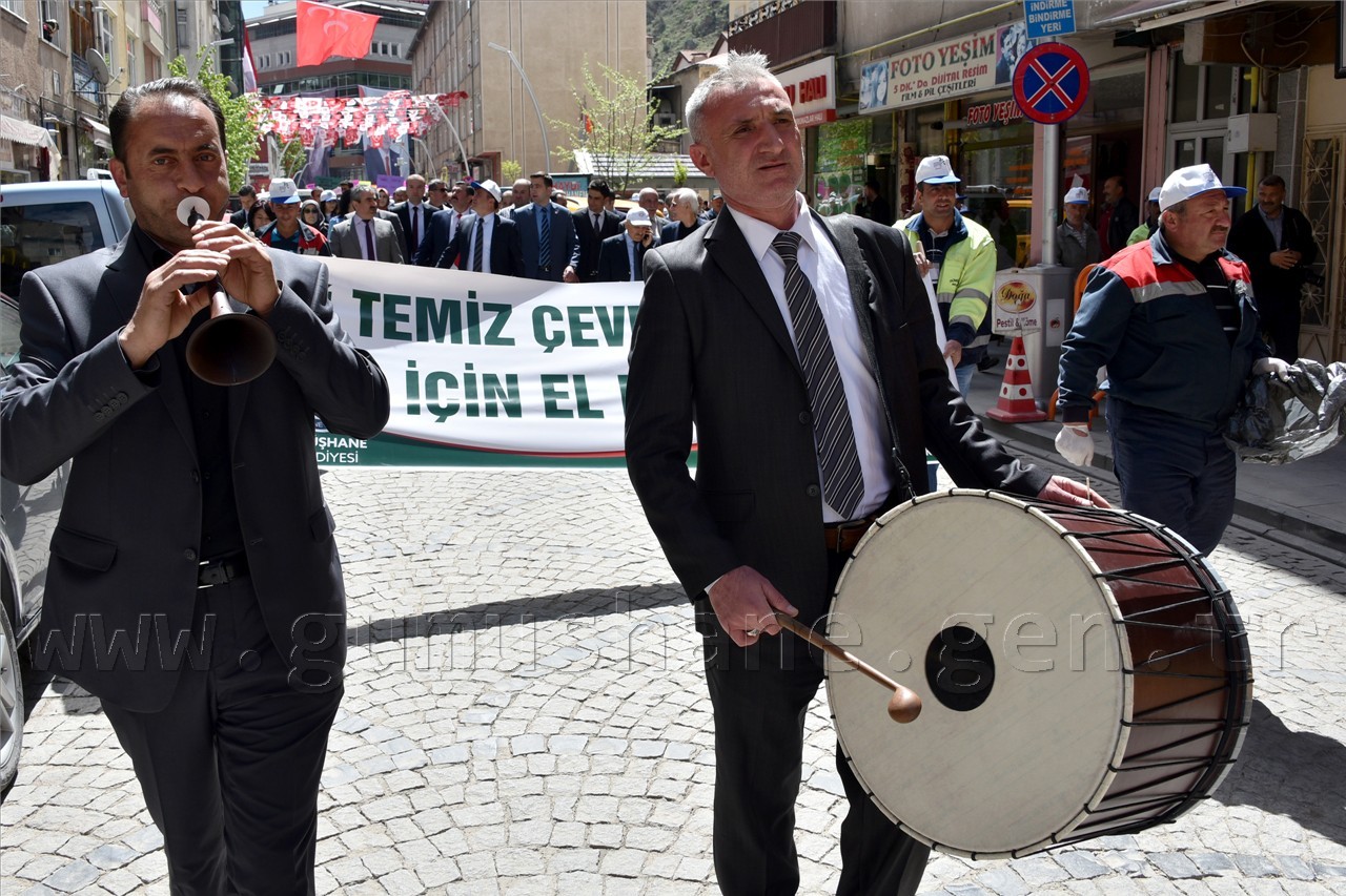 Gümüşhane’de Çevre Yürüyüşü Yapıldı 4