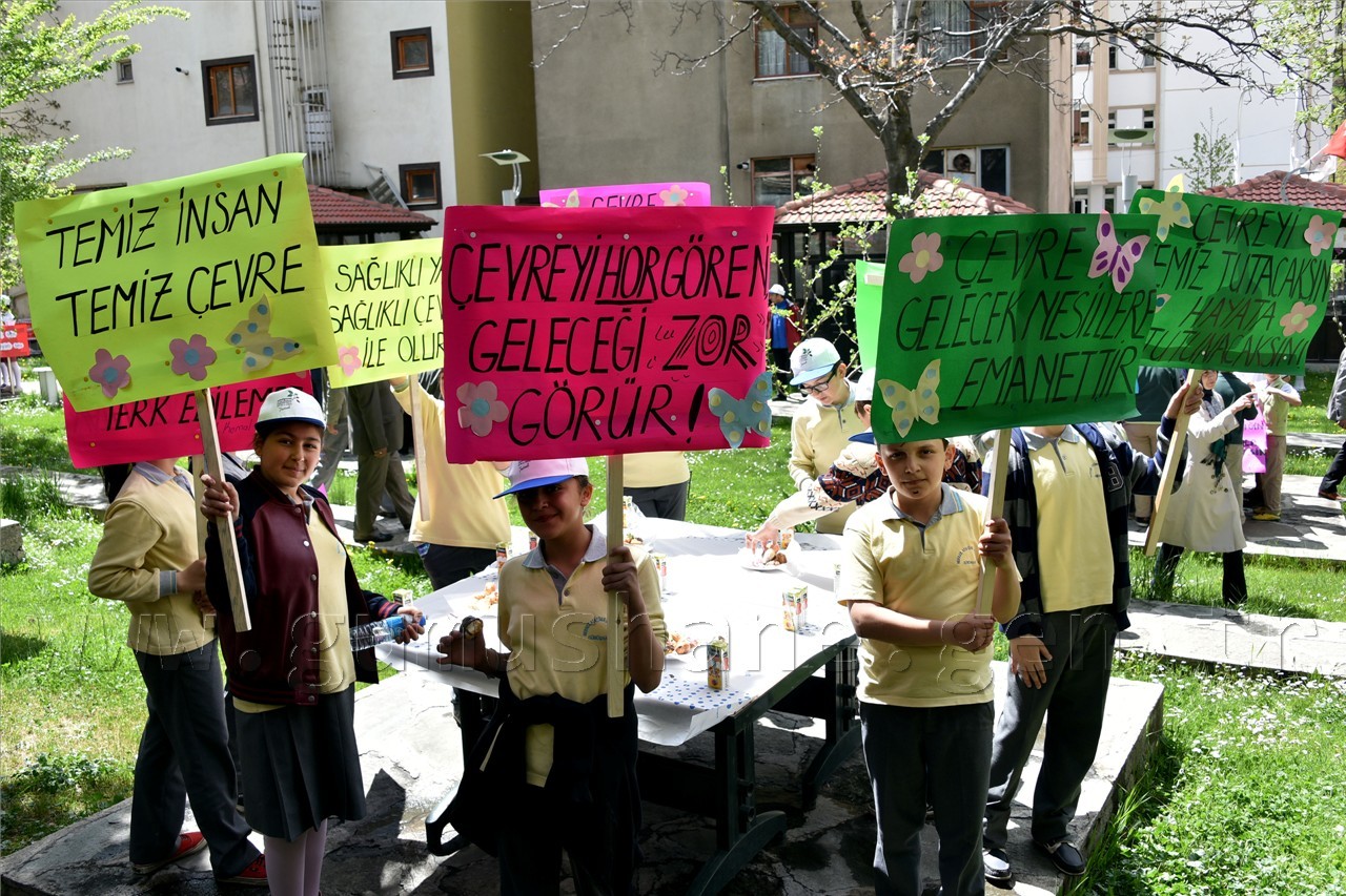 Gümüşhane’de Çevre Yürüyüşü Yapıldı 10