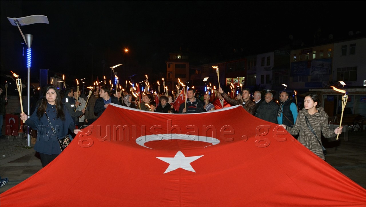 CHP'den Meşaleli 29 Ekim Yürüyüşü 2