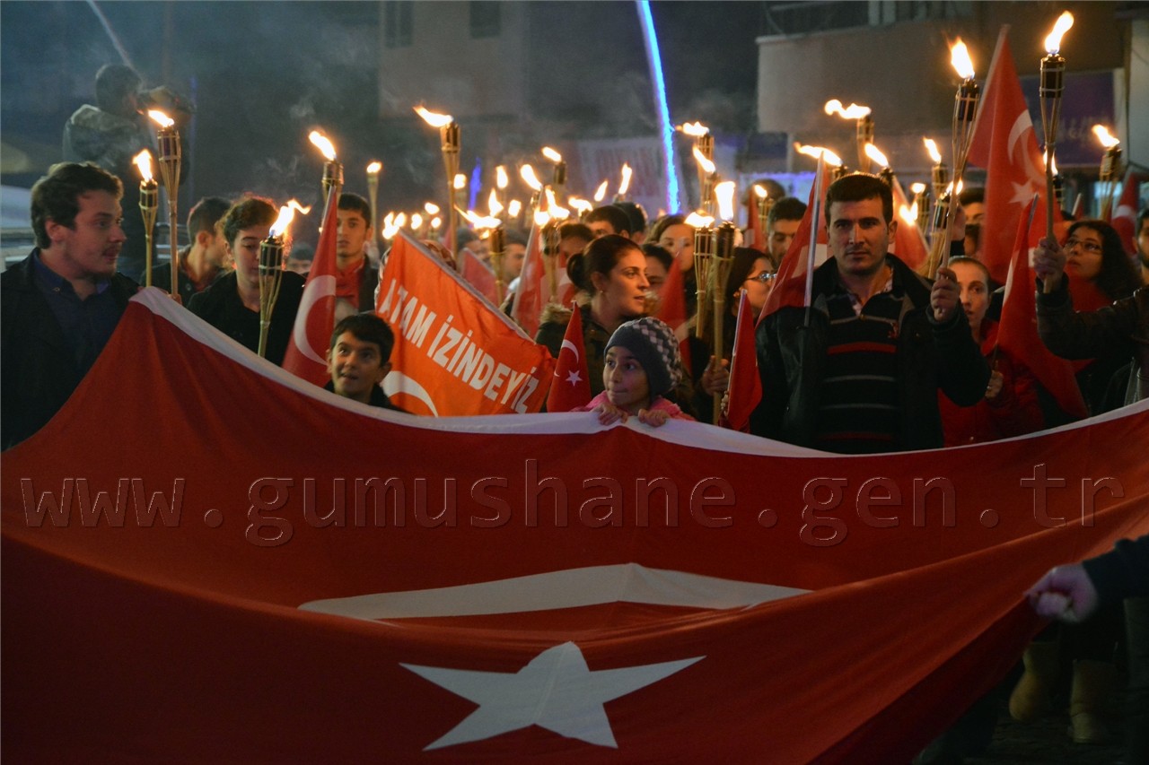 CHP'den Meşaleli 29 Ekim Yürüyüşü 4