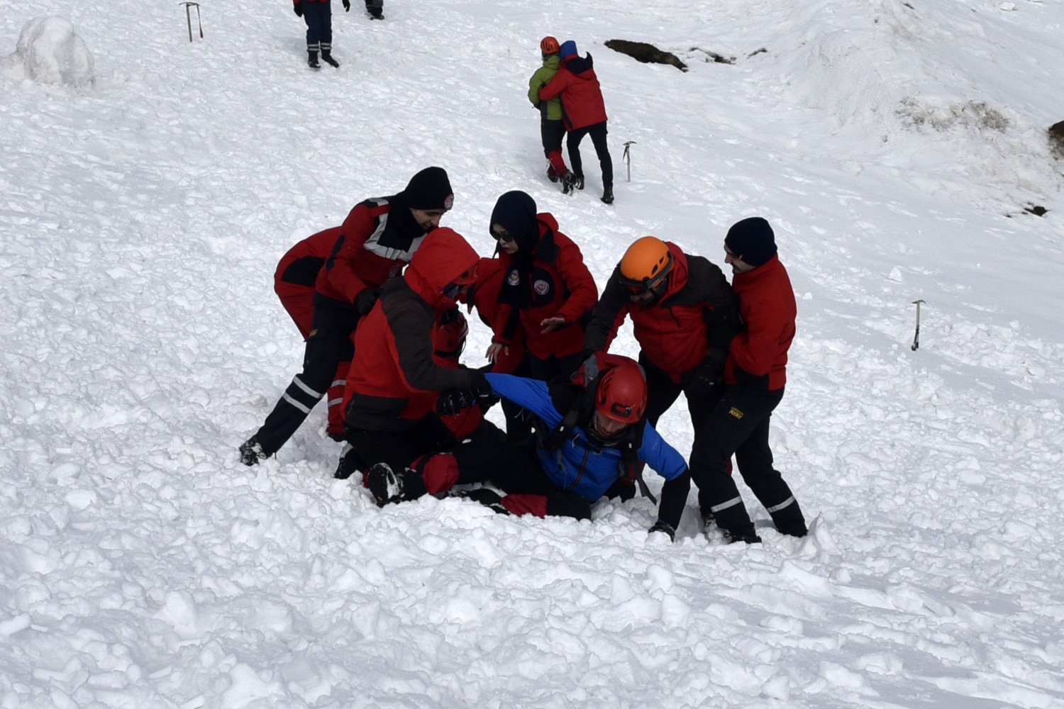 Zigana Dağında 100 personelle çığ tatbikatı 18