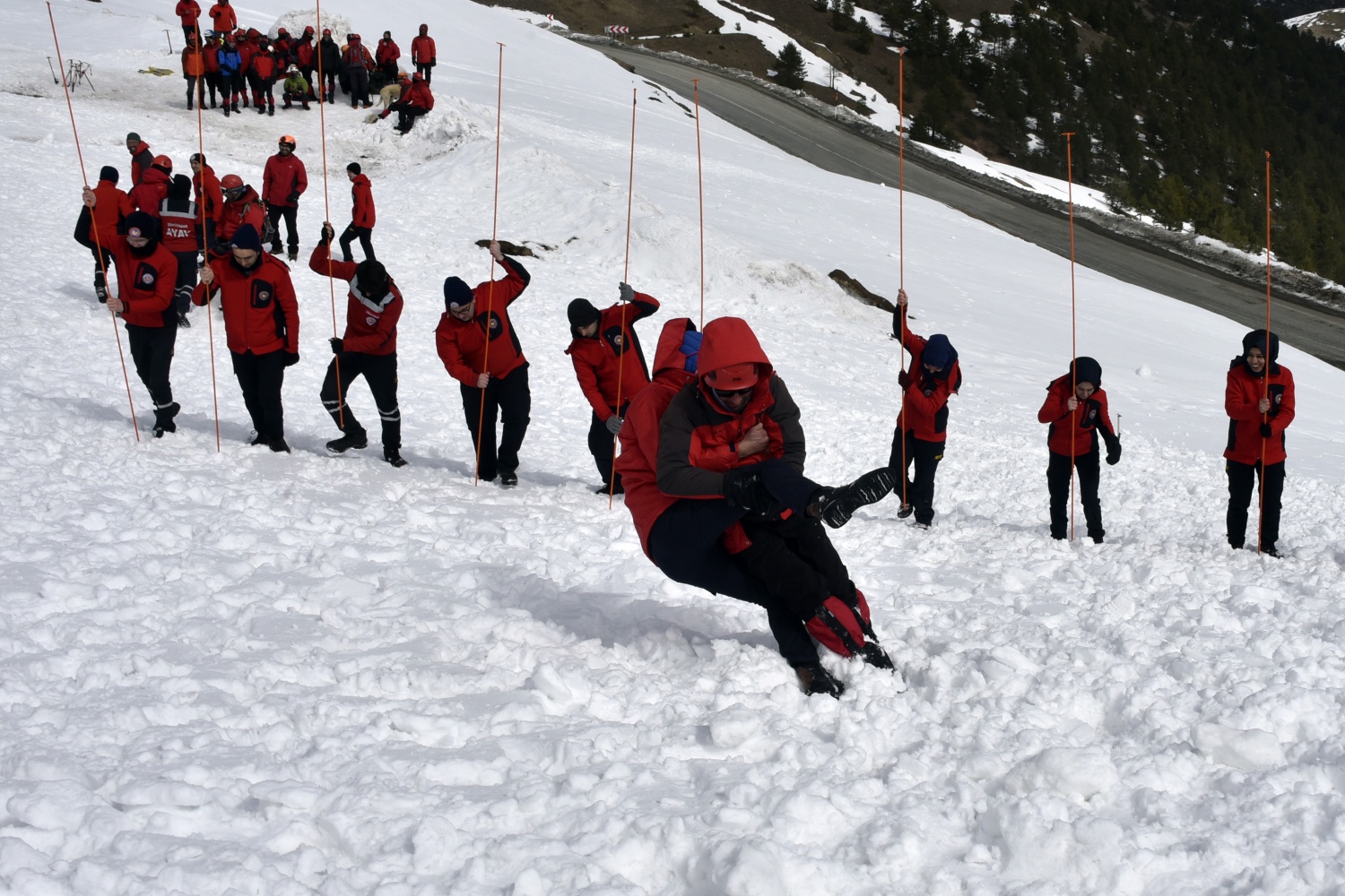 Zigana Dağında 100 personelle çığ tatbikatı 55