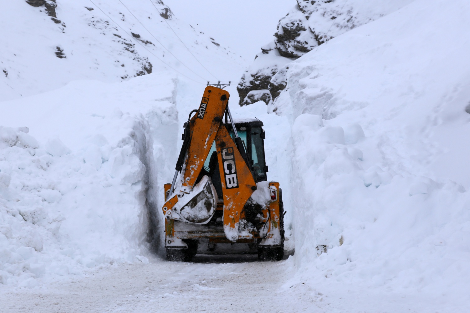 Gümüşhane’de çığ 2