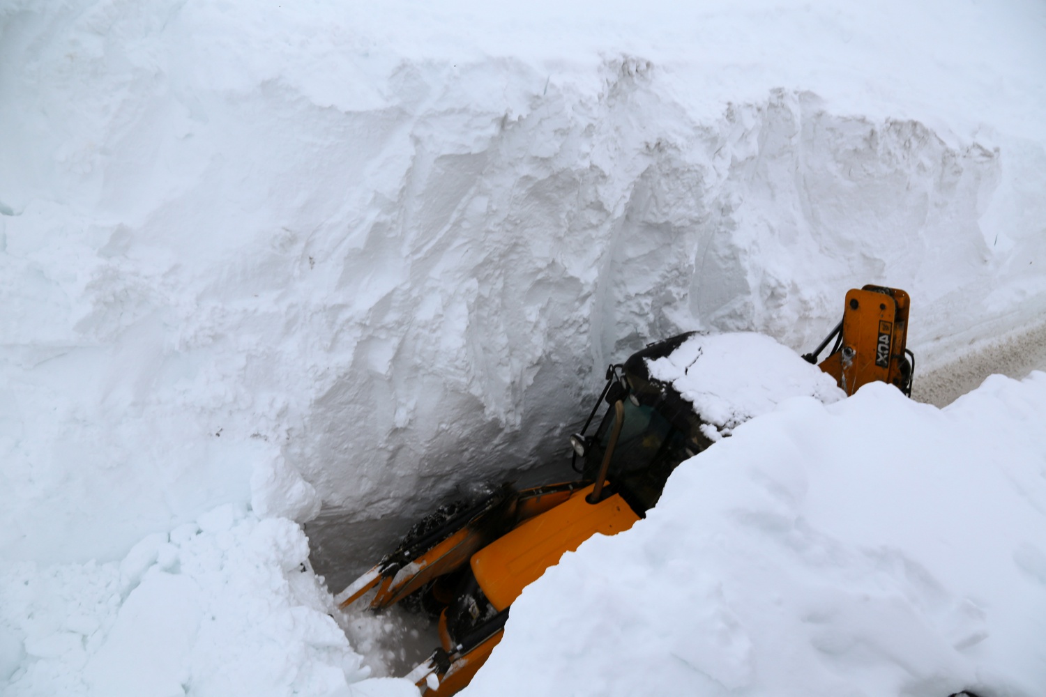 Gümüşhane’de çığ 1