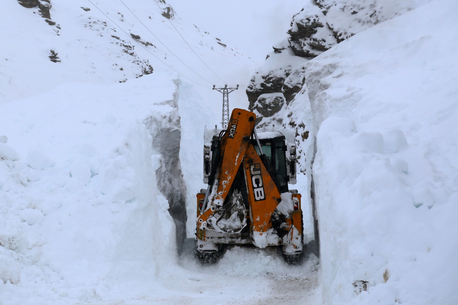 Gümüşhane’de çığ 9