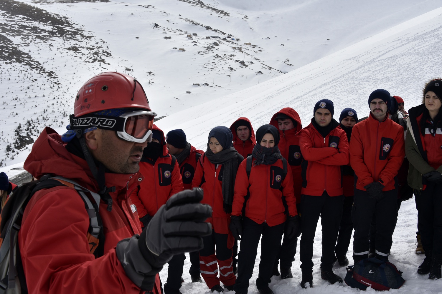 Zigana Dağında 100 personelle çığ tatbikatı 37