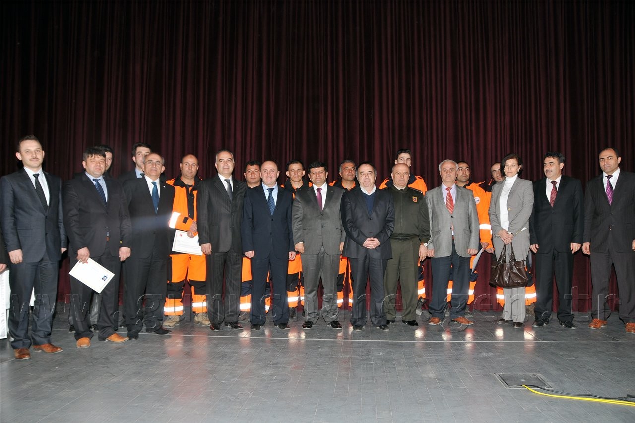 Gümüşhane'de Deprem Konferansı 39