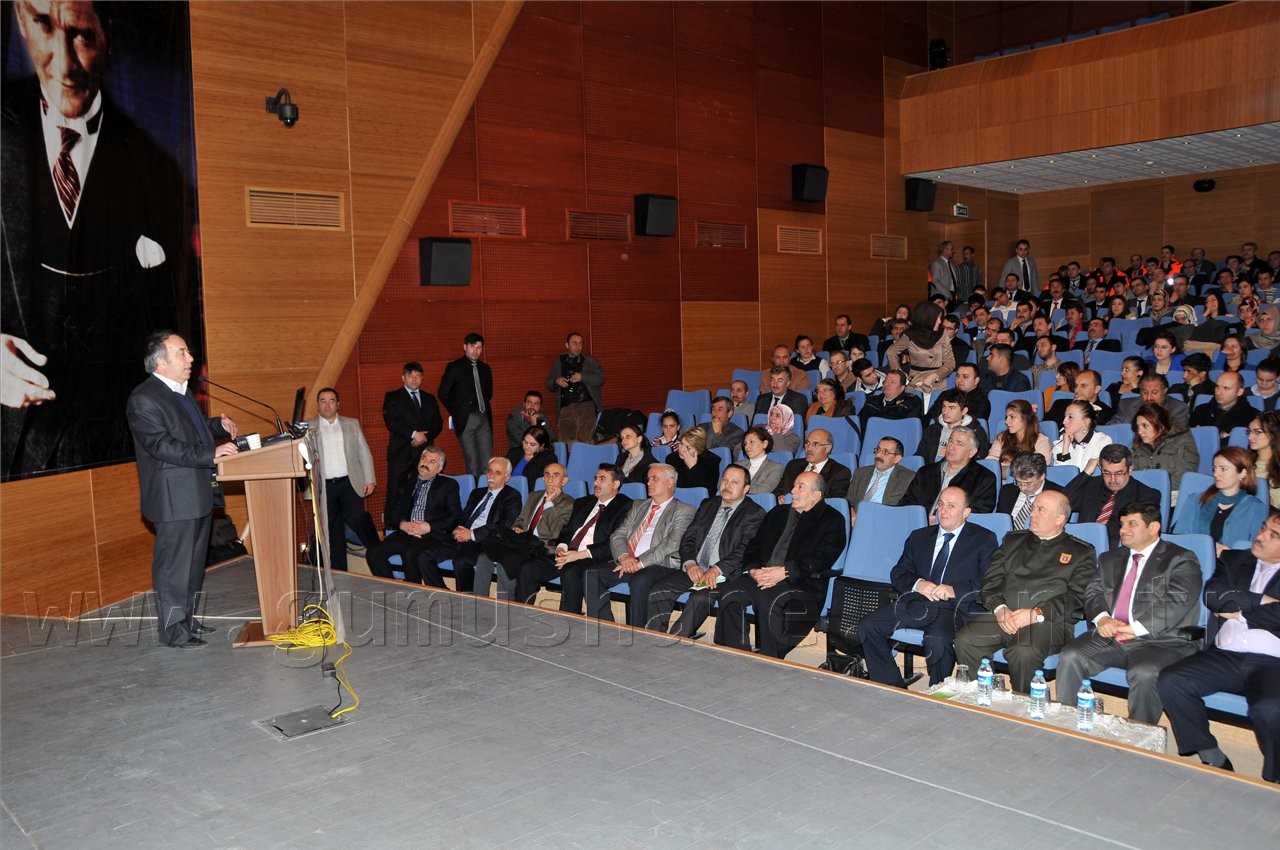 Gümüşhane'de Deprem Konferansı 6