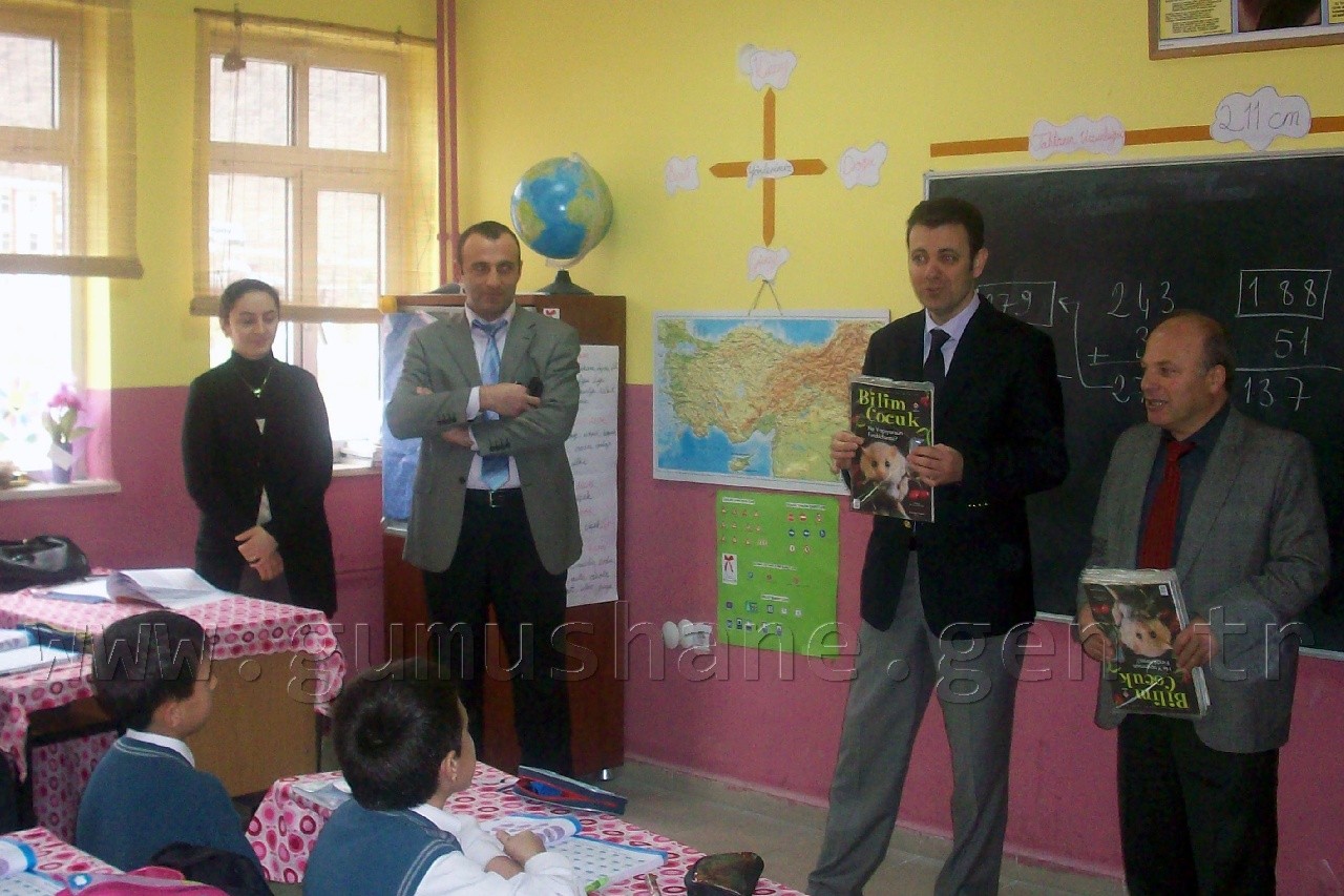 Öğrencilere TÜBİTAK ve TSE Dergileri Dağıtıldı 26