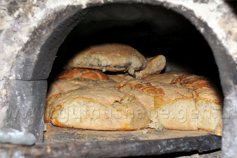 Gümüşhane Geleneksel Köy Ekmeği Yasalaştı 2