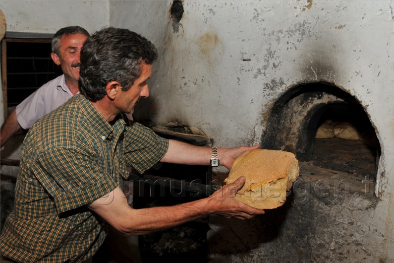 Gümüşhane Geleneksel Köy Ekmeği Yasalaştı 4