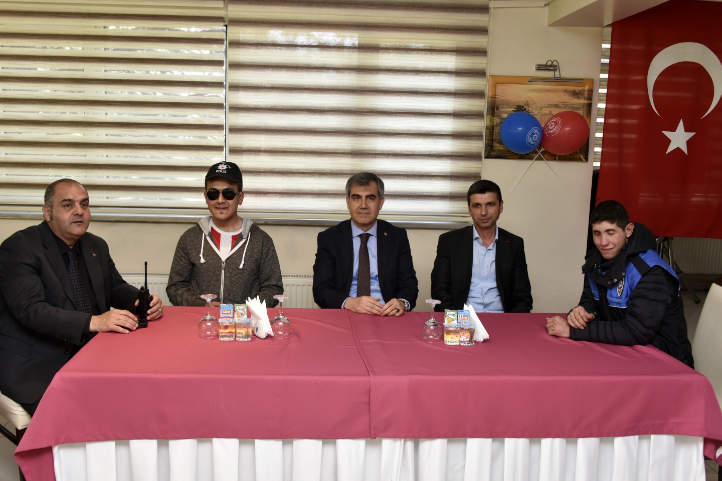 Gümüşhane Emniyeti özel çocukları sevindirdi 26