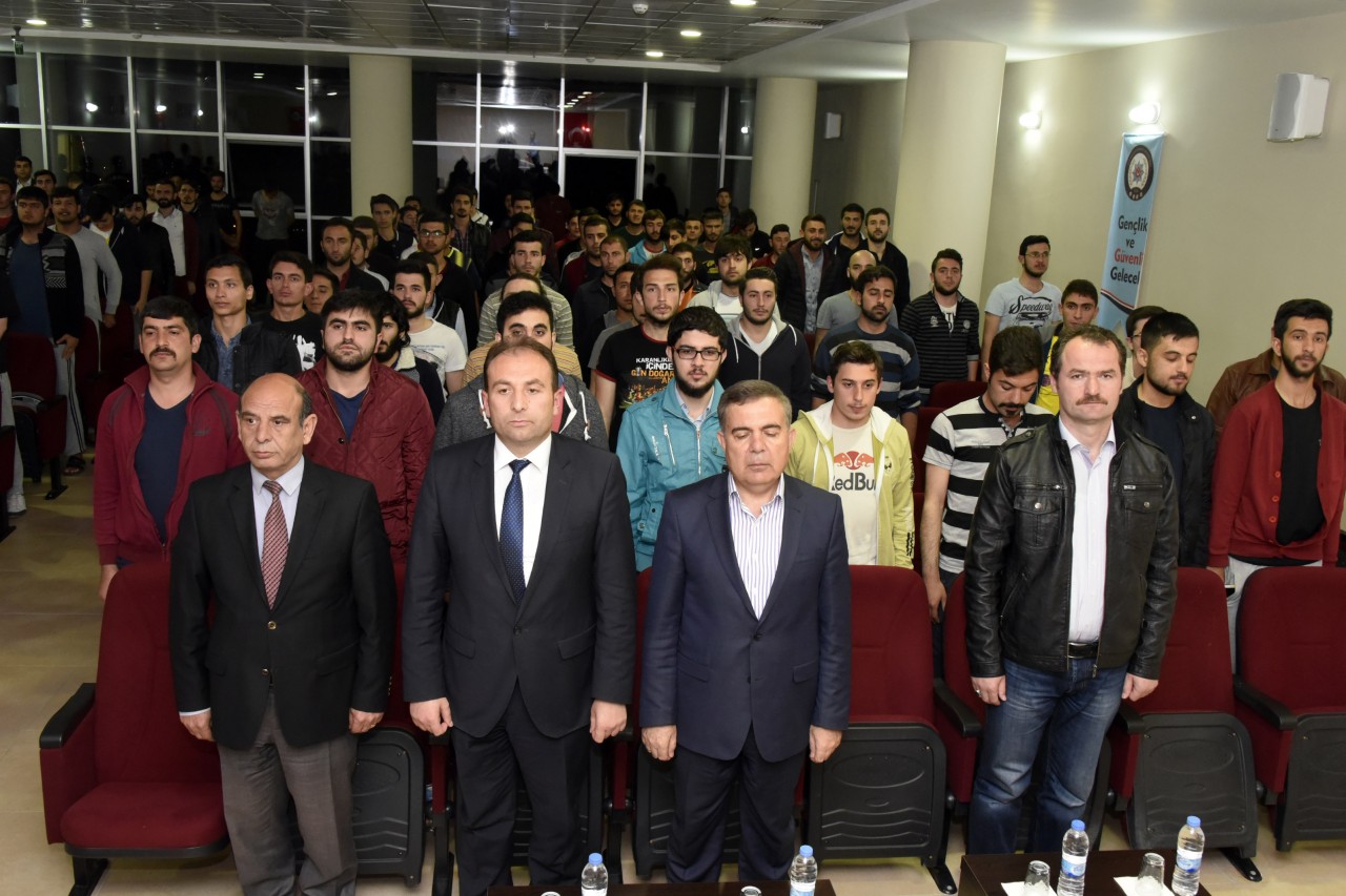 Gümüşhane’de Üniversite Gençliği Teröre Karşı Uyarıldı 10