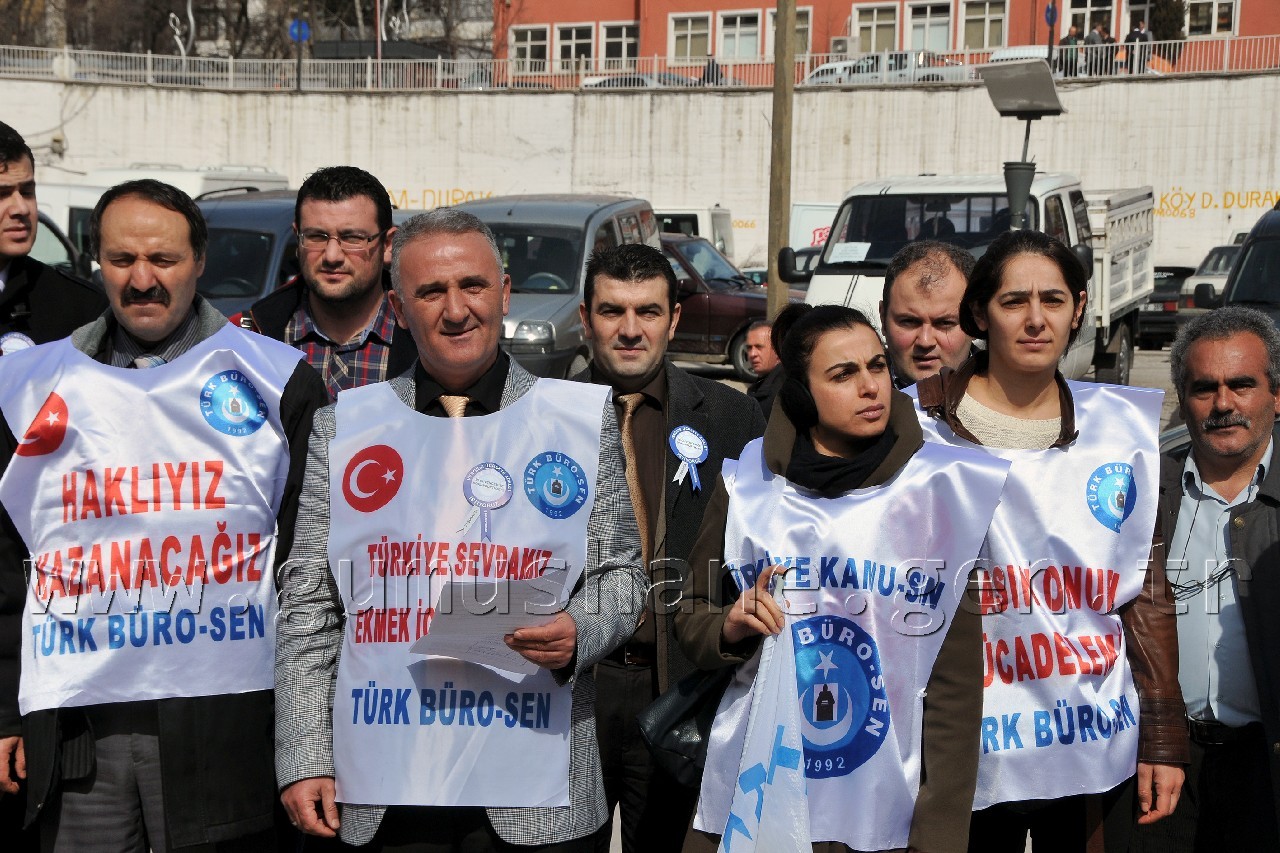 Gümüşhane'de Memurlar İş Bıraktı 4